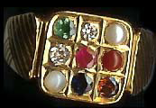 s22kt Gold navaratna ring